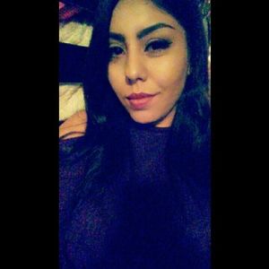 Meet your Posher, Sandy